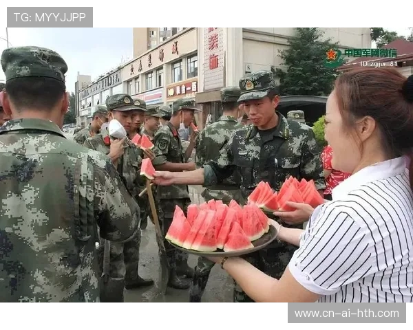 洪水中的生命托举：榕江消防员用身躯筑起 “避风港”