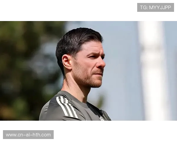 穆尼奥斯：师从皇马传奇，阿隆索点燃青春风暴